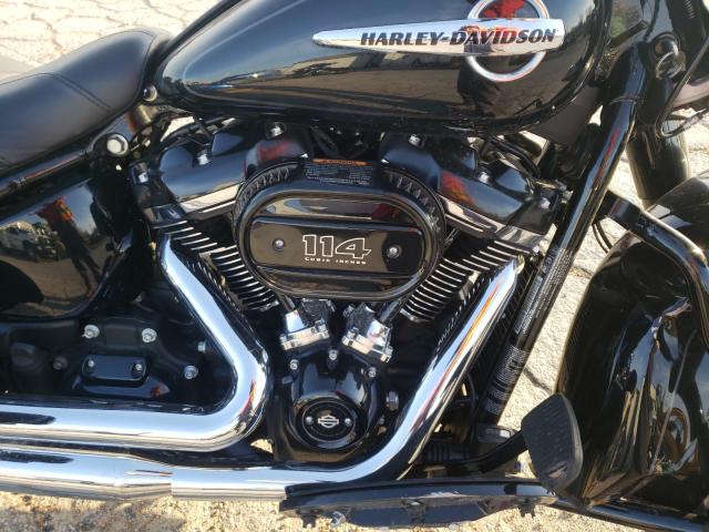 2018 HARLEY-DAVIDSON FLHCS HERI 1HD1YBK1XJC084924