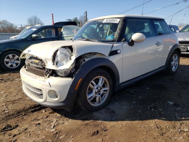 2011 MINI COOPER WMWSU3C53BT097800