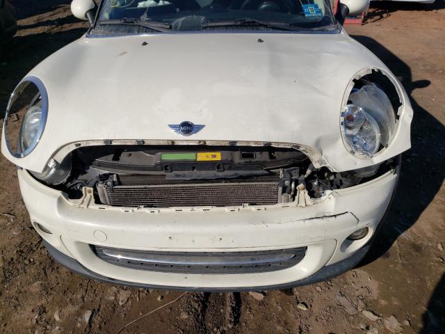 2011 MINI COOPER WMWSU3C53BT097800