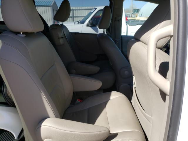 2017 TOYOTA SIENNA XLE 5TDYZ3DC3HS824128