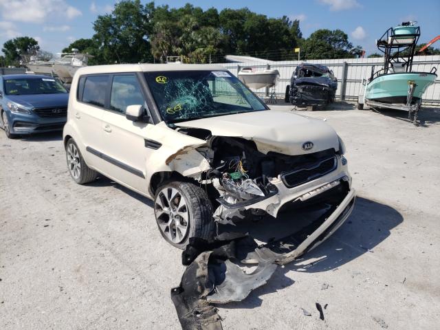 2013 KIA SOUL + KNDJT2A67D7581729