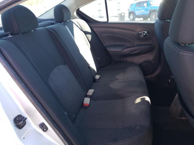 2019 nissan versa seat covers