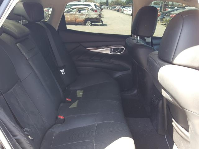 2018 INFINITI Q70 3.7 LU JN1BY1ARXJM220277