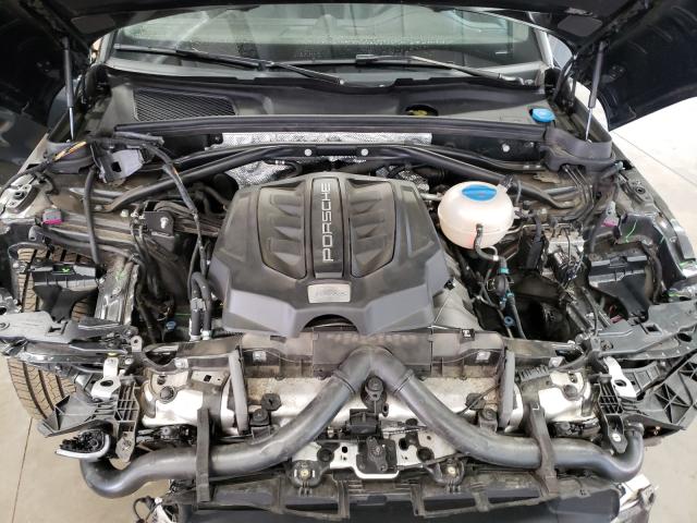 2017 PORSCHE MACAN S WP1AB2A55HLB14041