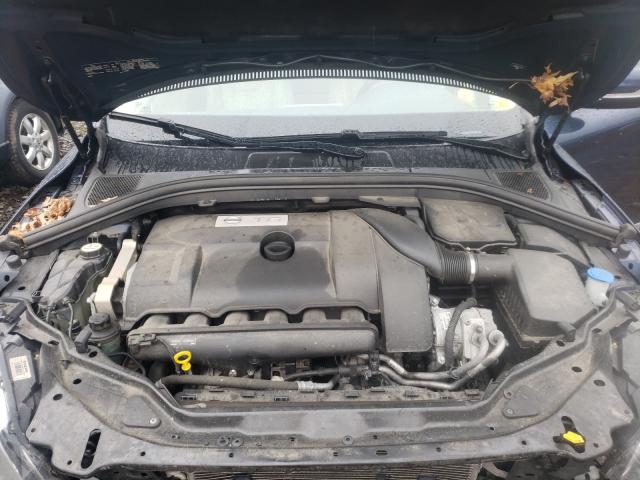 2015 VOLVO XC60 T6 PR YV4902RK4F2753368