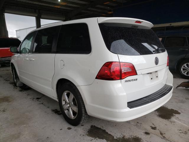 2010 VOLKSWAGEN ROUTAN SE 2V4RW3D14AR348424