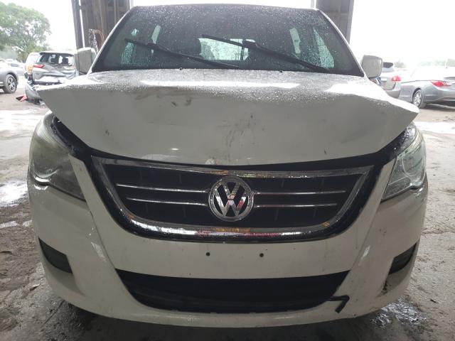 2010 VOLKSWAGEN ROUTAN SE 2V4RW3D14AR348424