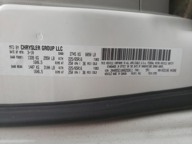 2010 CHRYSLER TOWN & COU 2A4RR5D10AR293011