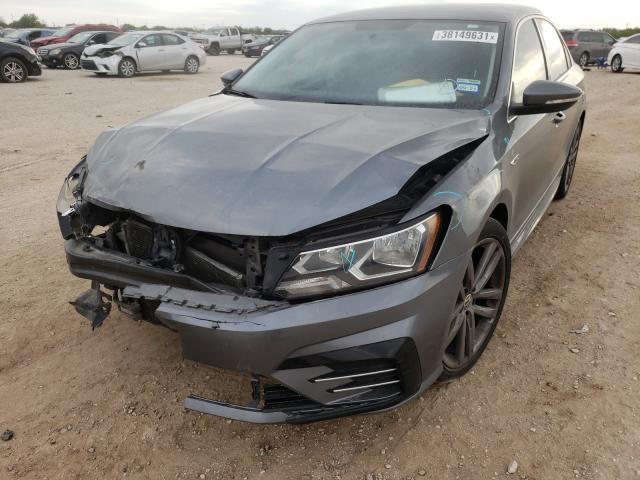 2017 VOLKSWAGEN PASSAT R-L 1VWDT7A32HC025287