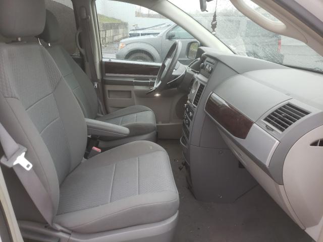 2010 CHRYSLER TOWN & COU 2A4RR5D10AR293011