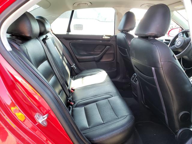 2010 VOLKSWAGEN JETTA WOLF 3VWRA7AJ0AM095949