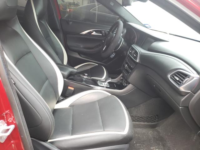 2017 INFINITI QX30 BASE SJKCH5CP9HA032055