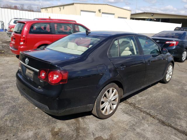 2010 VOLKSWAGEN JETTA WOLF 3VWRA7AJ3AM064517