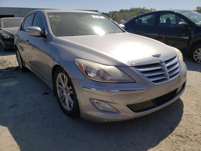2013 HYUNDAI GENESIS 3. KMHGC4DD5DU221985