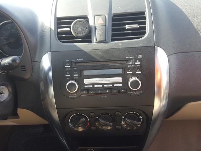 2010 SUZUKI SX4 LE JS2YC5A25A6302010