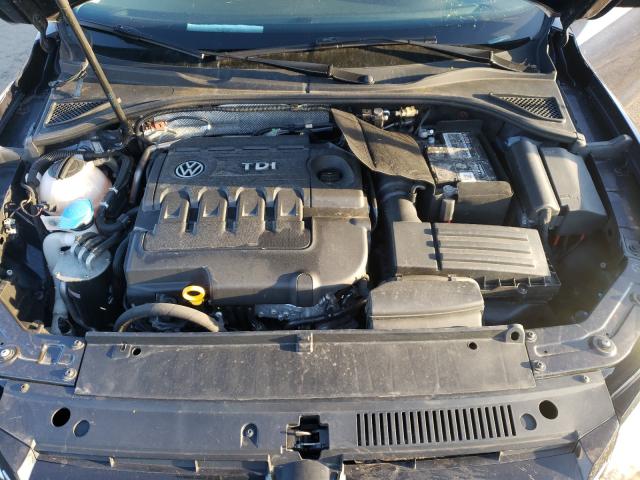 2015 VOLKSWAGEN PASSAT 1VWBV7A31FC071742