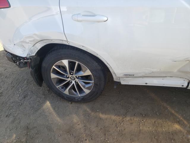 2017 TOYOTA RAV4 HV LE JTMRJREV5HD131443