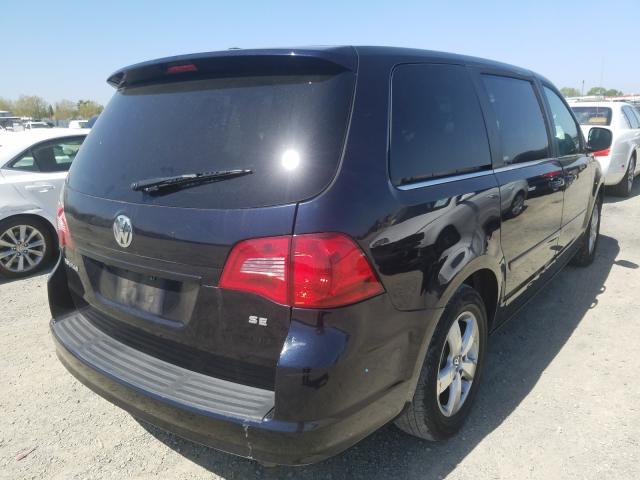 2010 VOLKSWAGEN ROUTAN SE 2V4RW3D16AR424323