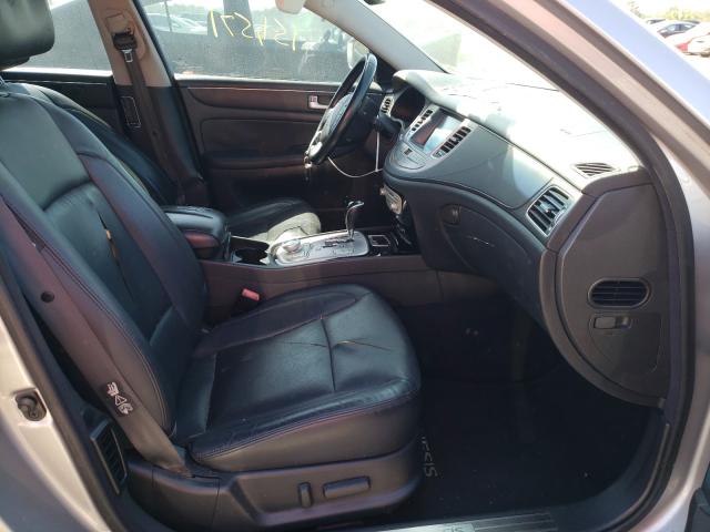 2013 HYUNDAI GENESIS 3. KMHGC4DD5DU221985