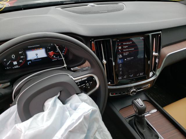 2019 VOLVO V60 T6 MOM YV1A22SK5K1340423