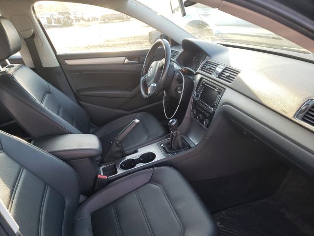 2015 VOLKSWAGEN PASSAT 1VWBV7A31FC071742