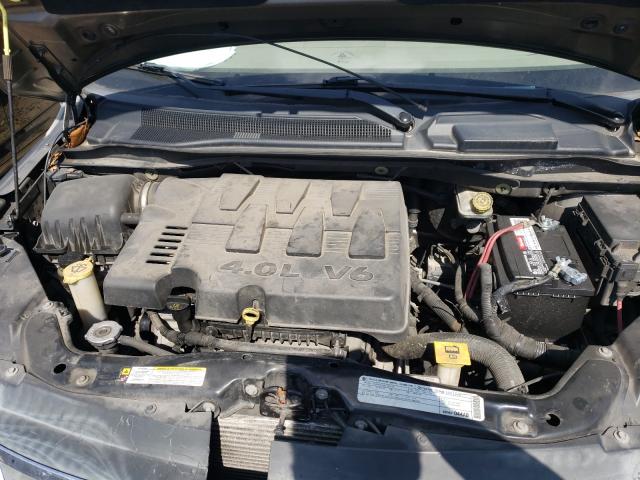 2010 VOLKSWAGEN ROUTAN SEL 2V4RW5DX8AR388277