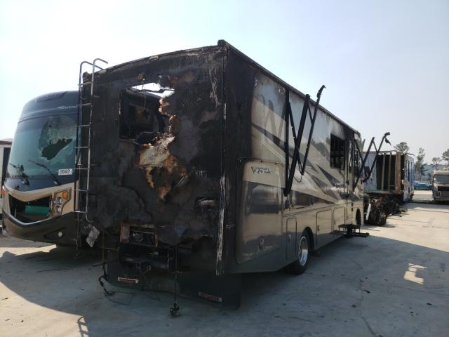 2019 FORD F53 1F65F5DY4K0A18802