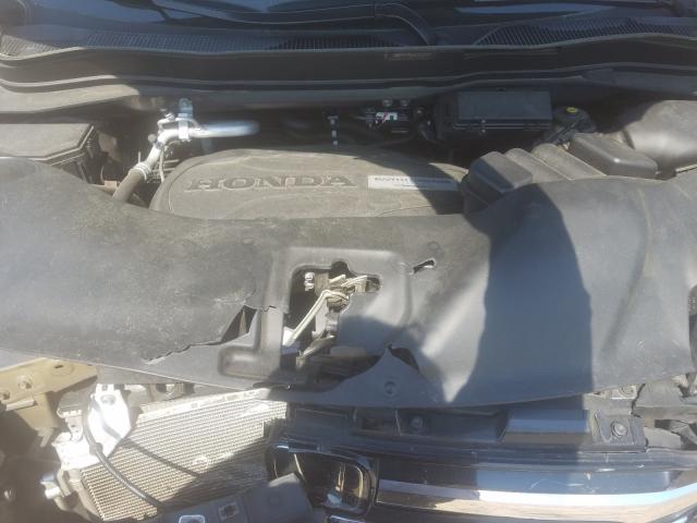 2017 HONDA PILOT ELIT 5FNYF6H08HB025511