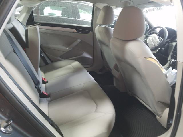 2017 VOLKSWAGEN PASSAT S 1VWAT7A31HC083281