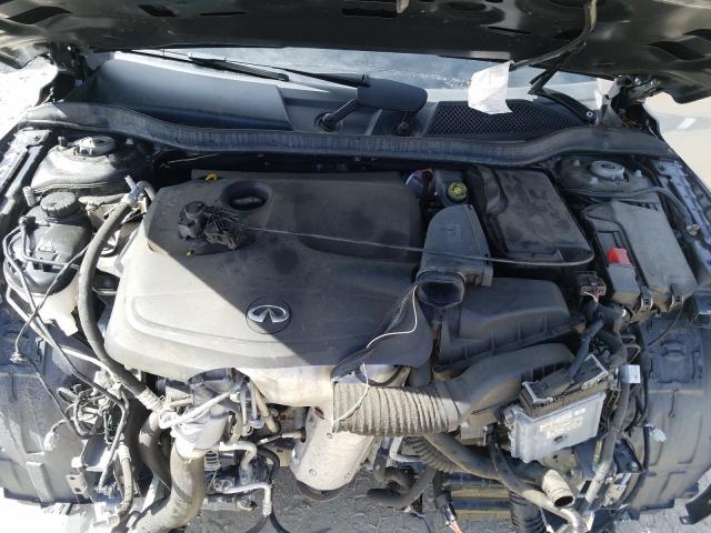 2018 INFINITI QX30 PURE SJKCH5CR8JA058136