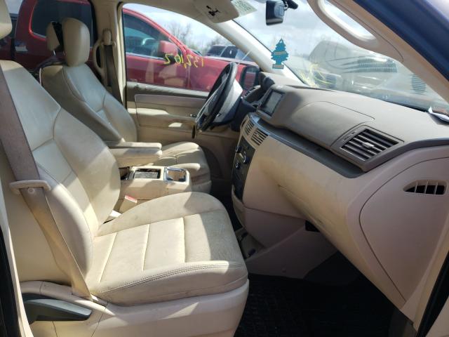 2010 VOLKSWAGEN ROUTAN SEL 2V4RW5DX8AR388277