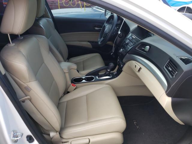 2016 ACURA ILX BASE W 19UDE2F36GA018492