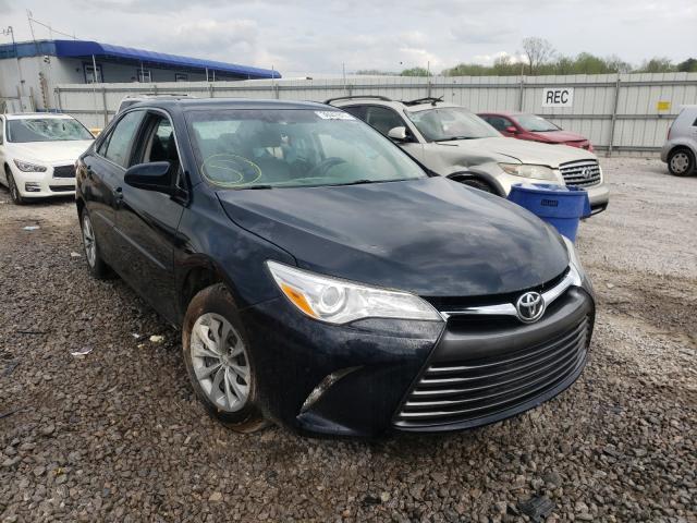 Lot #2445763424 2015 TOYOTA CAMRY LE salvage car