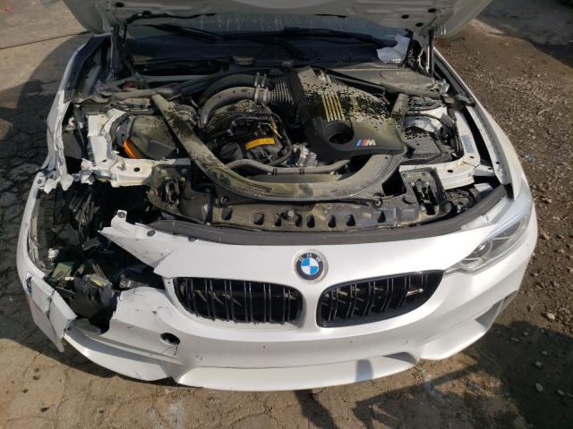 2015 BMW M4 WBS3R9C51FK332257