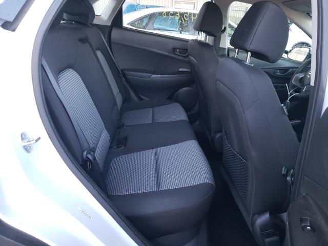 2019 HYUNDAI KONA SE KM8K1CAA1KU218891