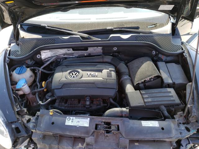 2016 VOLKSWAGEN BEETLE SE 3VWJ17AT2GM600669