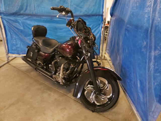 2010 HARLEY-DAVIDSON FLHX 1HD1KB413AB659448