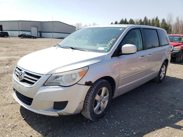 2010 VOLKSWAGEN ROUTAN SE 2V4RW3D18AR202446