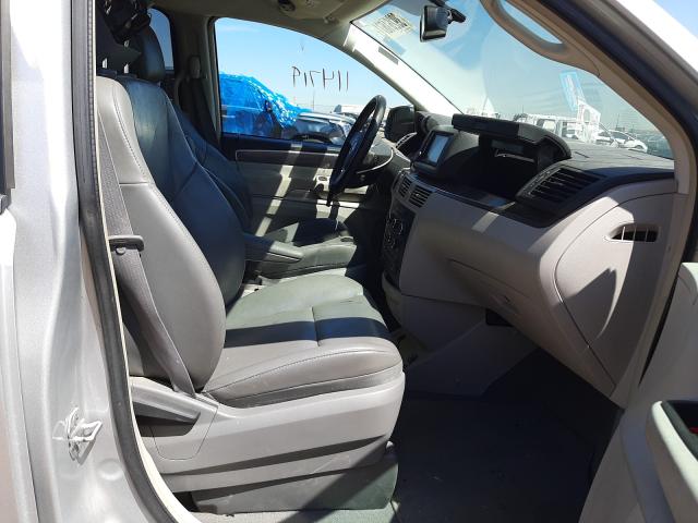 2010 VOLKSWAGEN ROUTAN SE 2V4RW3D14AR333079