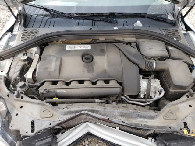 2014 VOLVO XC60 T6 YV4902DZ6E2556317