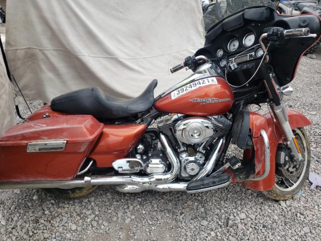 2011 HARLEY-DAVIDSON FLHX 1HD1KBM10BB644164