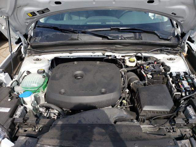 2020 VOLVO XC40 T5 MO YV4162UK0L2327546