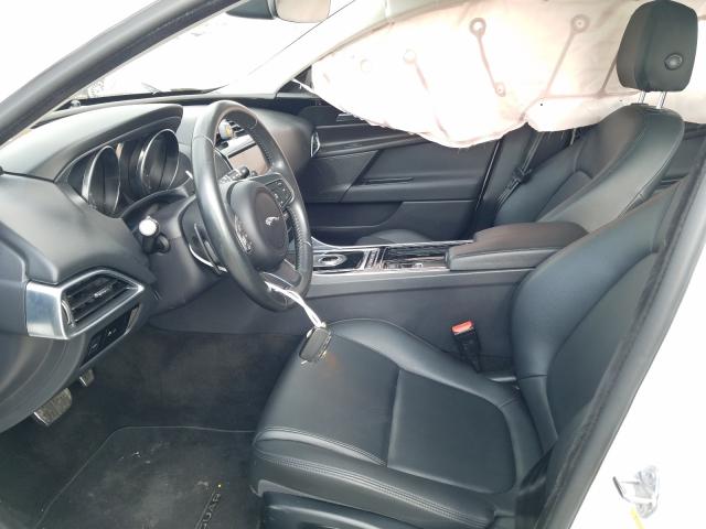 2019 JAGUAR XE SAJAR4FX6KCP49913