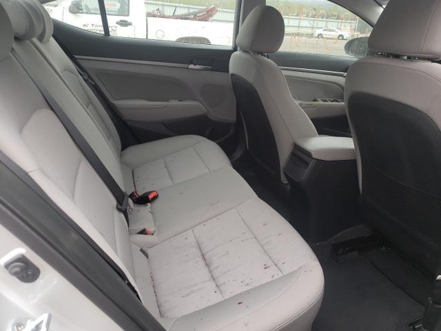 2017 HYUNDAI ELANTRA SE 5NPD84LF4HH014015