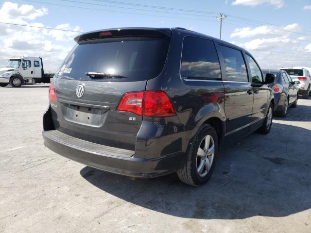 2011 VOLKSWAGEN ROUTAN SE 2V4RW3DG1BR717228