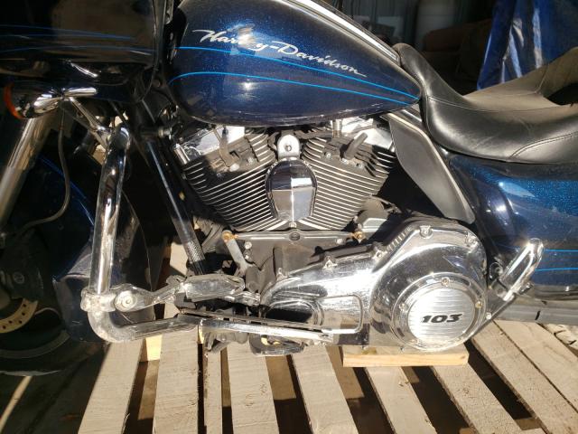 2013 HARLEY-DAVIDSON FLTRX ROAD 1HD1KHM18DB695188