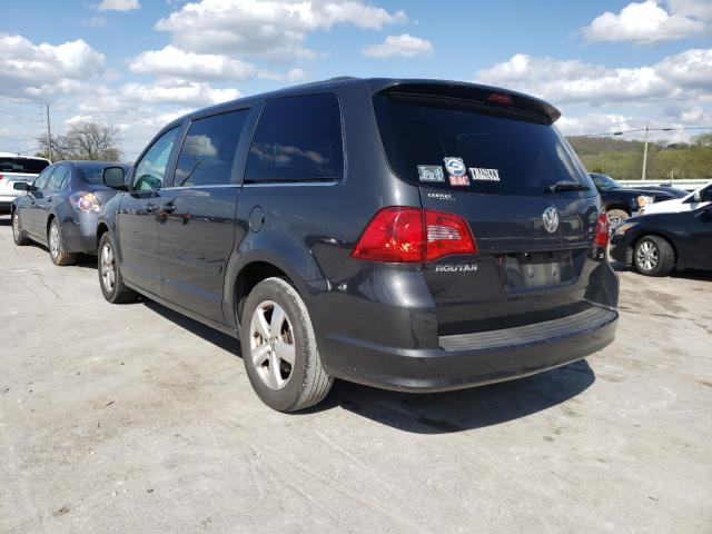 2011 VOLKSWAGEN ROUTAN SE 2V4RW3DG1BR717228
