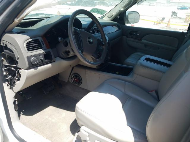 2010 CHEVROLET TAHOE 1GNMCBE30AR146457