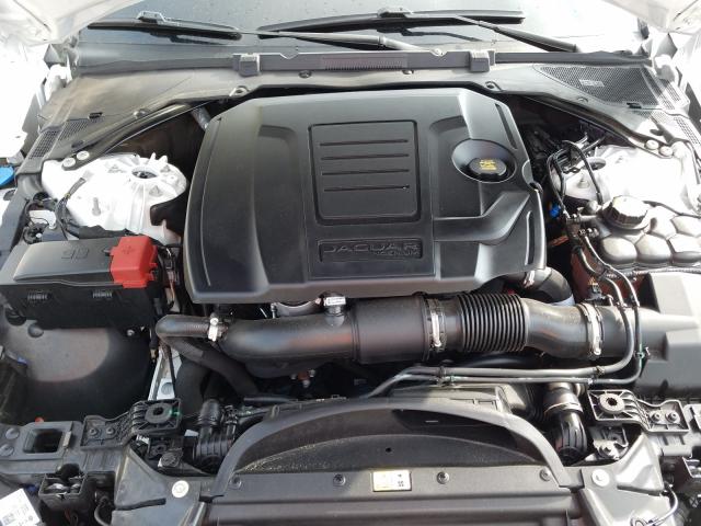 2019 JAGUAR XE SAJAR4FX6KCP49913