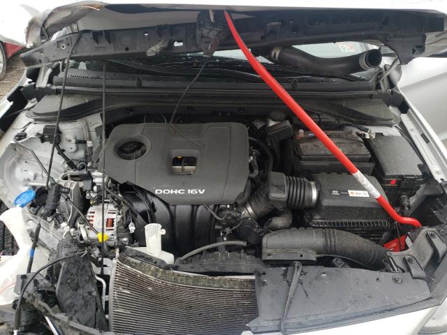 2017 HYUNDAI ELANTRA SE 5NPD84LF4HH014015
